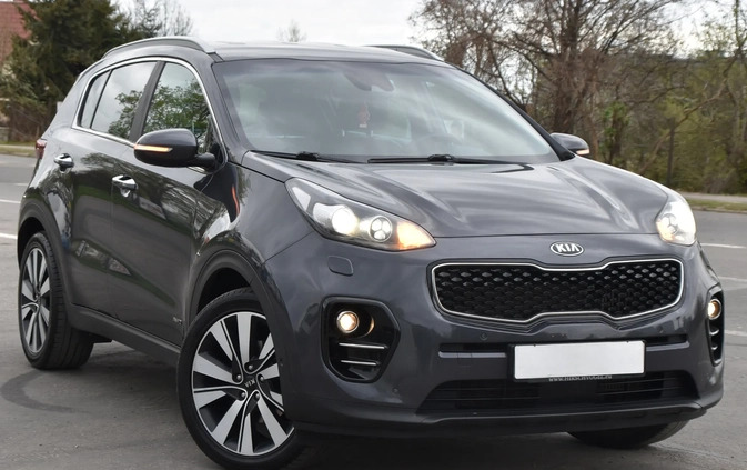 Kia Sportage cena 66900 przebieg: 200000, rok produkcji 2016 z Wojnicz małe 781